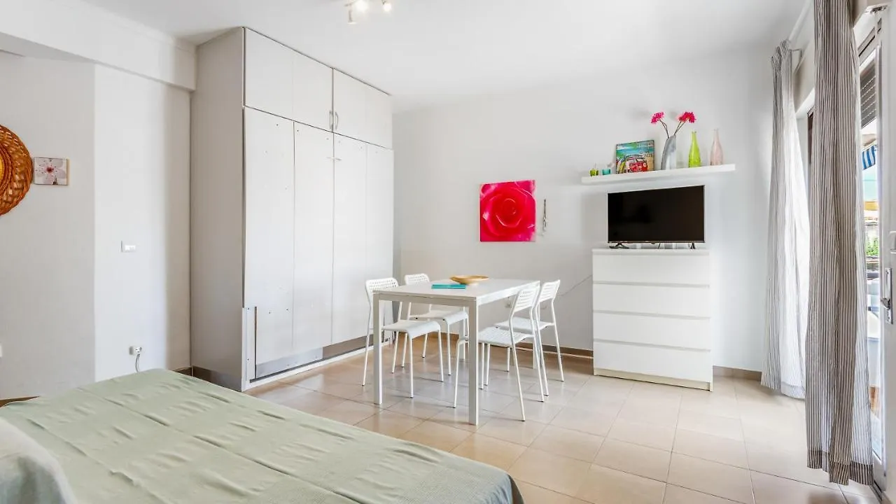 Lovelystay - Sweet Algarvian Escape Manta Rota Apartment